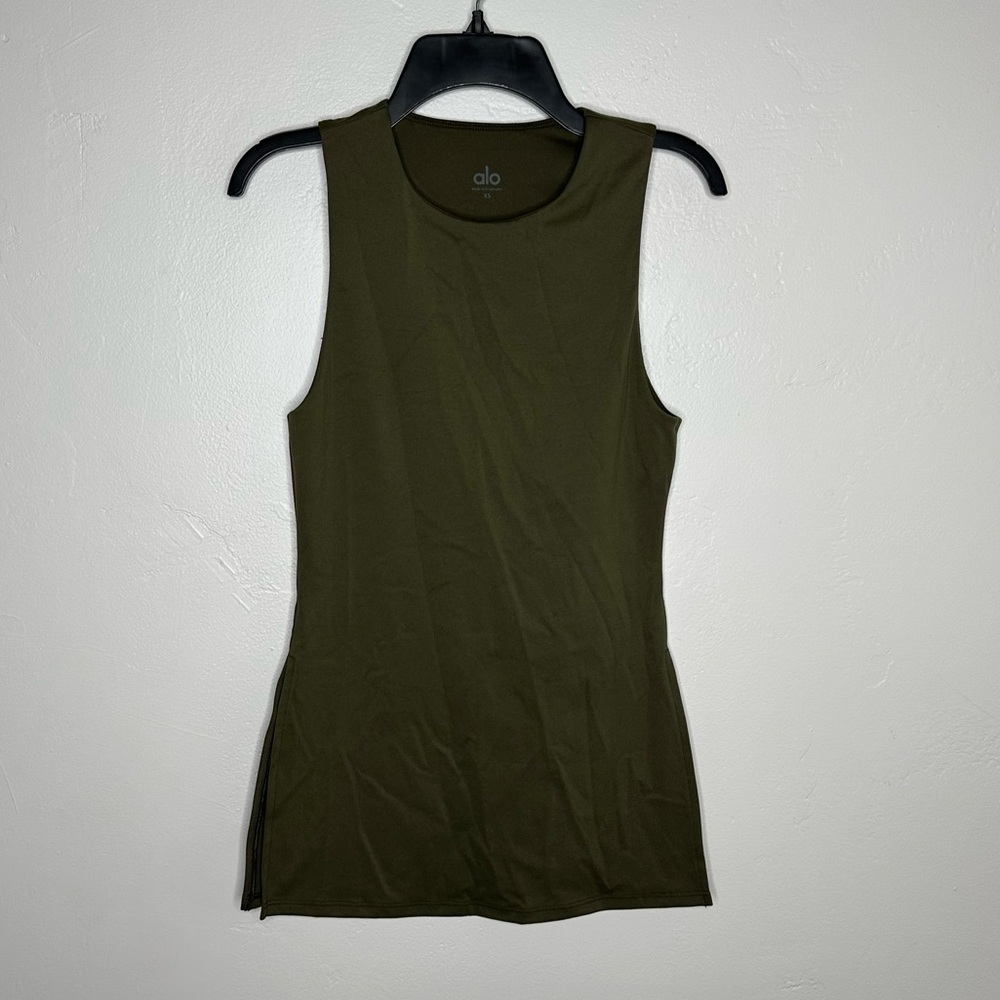 Alo Yoga Olive Green Softsculpt Precision Full Length Bra Tank - Picture 4 of 10